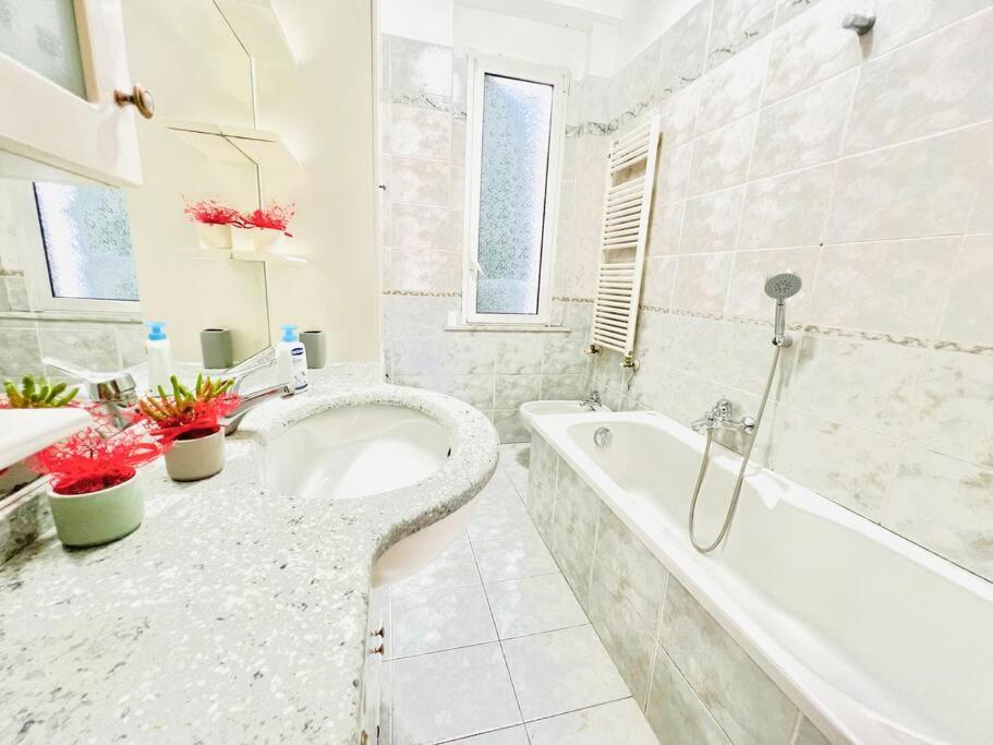 Suite Bellavista - Centralissimo Sanremo Exteriör bild